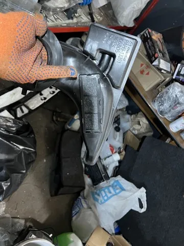 Tomada de ar de filtro de ar Mazda CX-30 DM