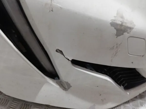 Pára-choque dianteiro 164982701T Peugeot/Citroen