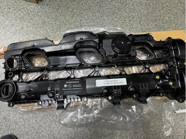 Tampa de válvulas A6560163800 Mercedes