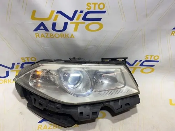 Luz direita 8200412754 Renault (RVI)