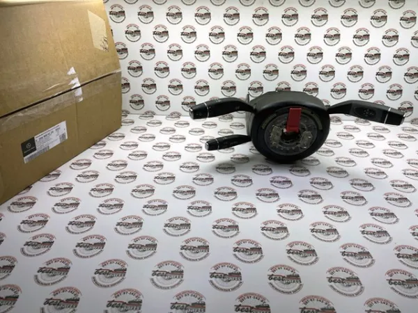 Comutador instalado na coluna da direção, montado A2469004120 Mercedes