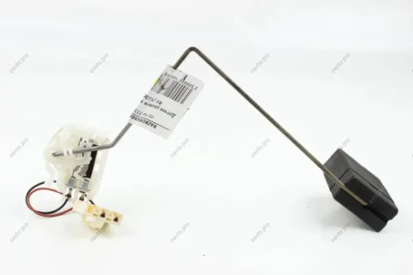 Sensor do nível de combustível no tanque 8332048031 Toyota
