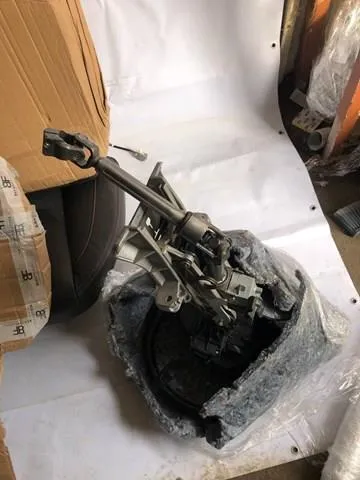  7G913F880 Ford