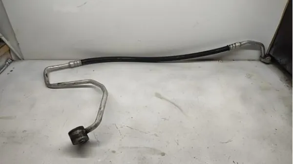Mangueira de aparelho de ar condicionado, desde o compressor até o radiador 1348749080 Fiat/Alfa/Lancia