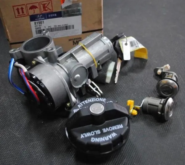 Cilindros de fecho, kit 819015H001 Hyundai/Kia