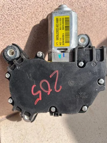 Motor de limpador pára-brisas de vidro traseiro 13256923 Opel