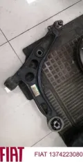 Braço oscilante inferior esquerdo de suspensão dianteira Peugeot Boxer 250