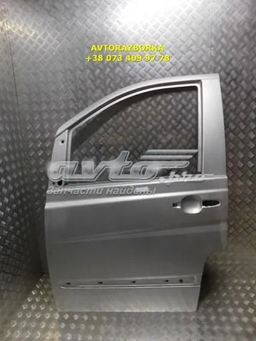 Porta dianteira esquerda para Mercedes Vito II 639