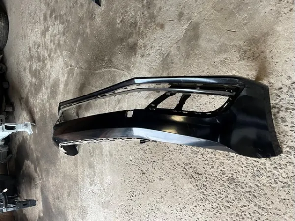 Compre 5C6807217AGGRU VAG Pára-choque dianteiro