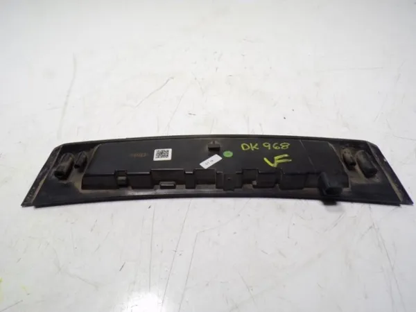 Sinal de parada traseiro adicional Opel Astra K