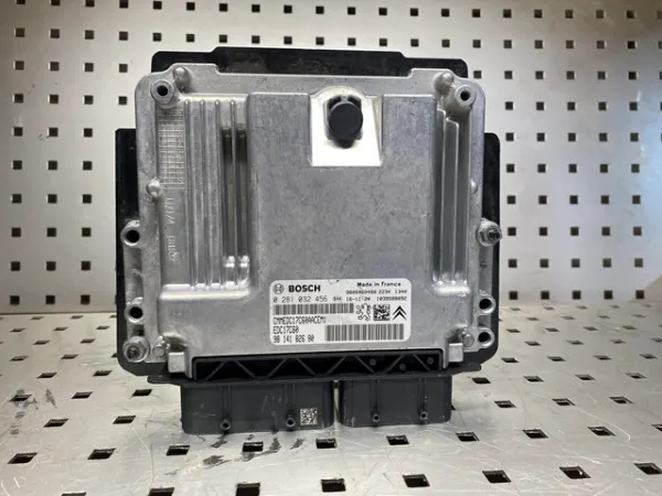 Módulo de direção (Centralina eletrônica) de motor 9806460480 Peugeot/Citroen