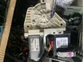 Motor de acionamento de vidro da porta dianteira esquerda Skoda Octavia 1Z5