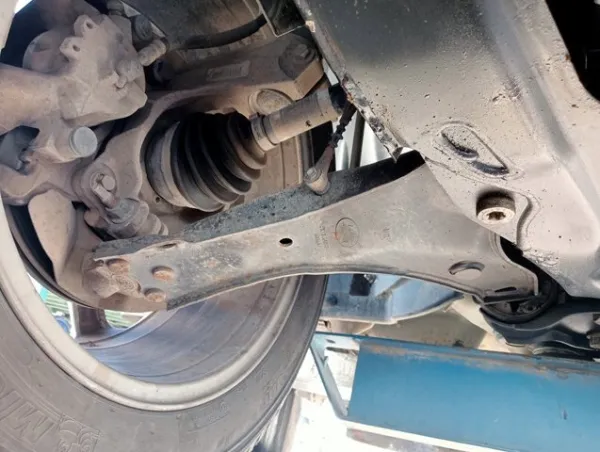  FK723A052 Land Rover