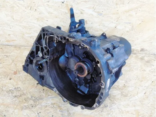 Caixa de Mudança montada (caixa mecânica de velocidades) JR5129 Renault (RVI)