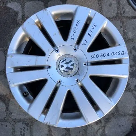 Discos de roda de aleação ligeira (de aleação ligeira, de titânio) 3C0601025B VAG