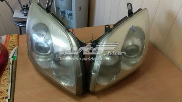Luz esquerda 8117005162 Toyota