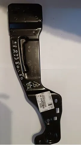 Consola de suporte do radiador superior 9823980280 Peugeot/Citroen