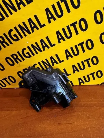 Motor do mecanismo de dobradura de espelhos KBY06916ZC Mazda