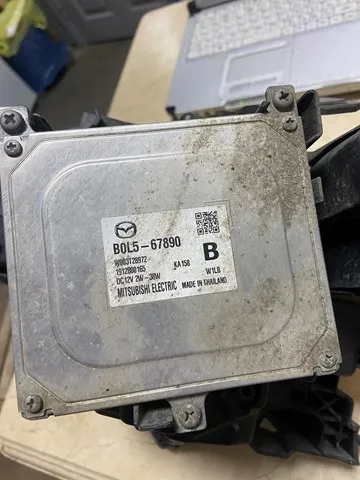  B0L567890 Mazda