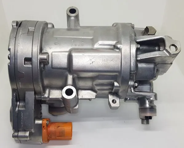 Compressor de aparelho de ar condicionado A0008307804 Mercedes