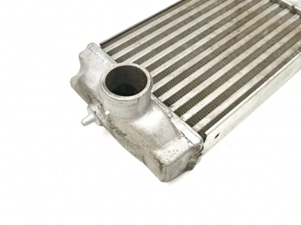 Radiador de intercooler 5072261AA Chrysler