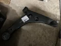 Braço oscilante inferior direito de suspensão dianteira Mitsubishi Lancer CSA