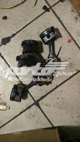 Pistão (kit para um motor), 2ª reparação ( + 0,50) 1310123020 Toyota