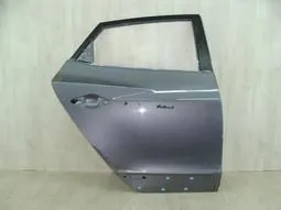 Porta dianteira direita 760042S050 Hyundai/Kia
