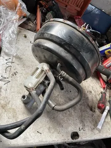 Reforçador dos freios a vácuo Mitsubishi Grandis NAW