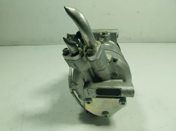 Compressor de aparelho de ar condicionado 926004423R Renault (RVI)