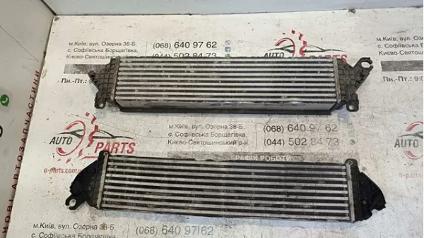 Radiador de intercooler PY8W13565 Mazda