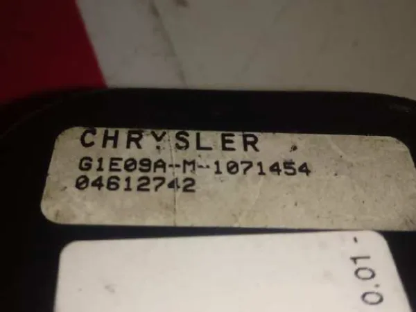 Placa sobreposta de pedal de gás (de acelerador) 04612742 Chrysler