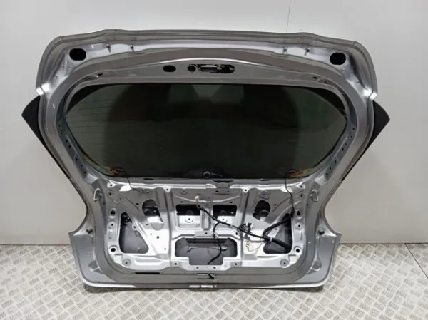 Porta traseira (3ª/5ª porta-malas (tampa de alcapão) Nissan JUKE JPN