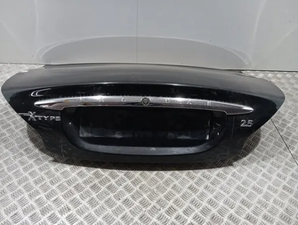Tampa de porta-malas Jaguar X-type CF1