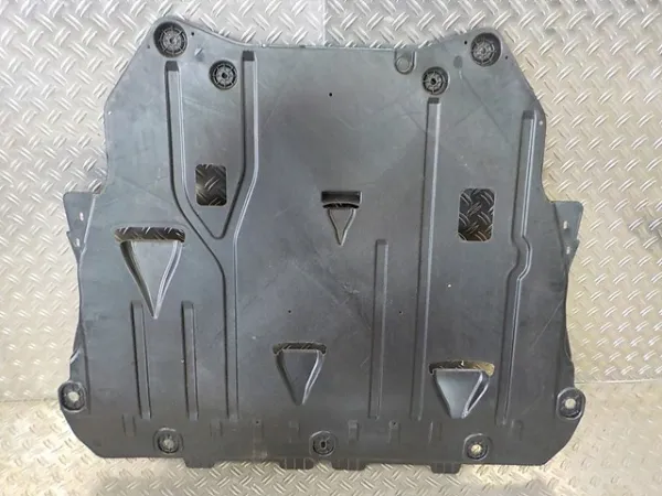 Proteção de motor, de panela (da seção de motor) Volvo XC40 536