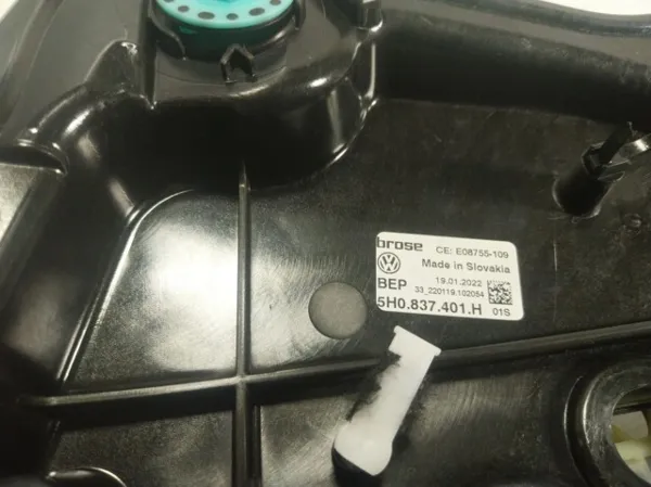 Mecanismo de acionamento de vidro da porta dianteira esquerda Volkswagen Golf VIII