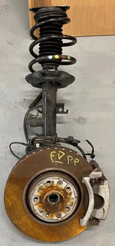 Amortecedor dianteiro 543025430R Renault (RVI)