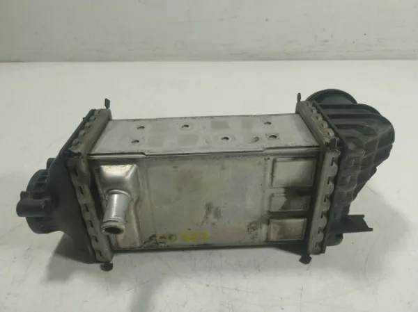 Radiador de intercooler Skoda Octavia IV A8