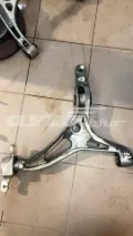 Braço oscilante inferior direito de suspensão dianteira Mercedes ML/GLE W164