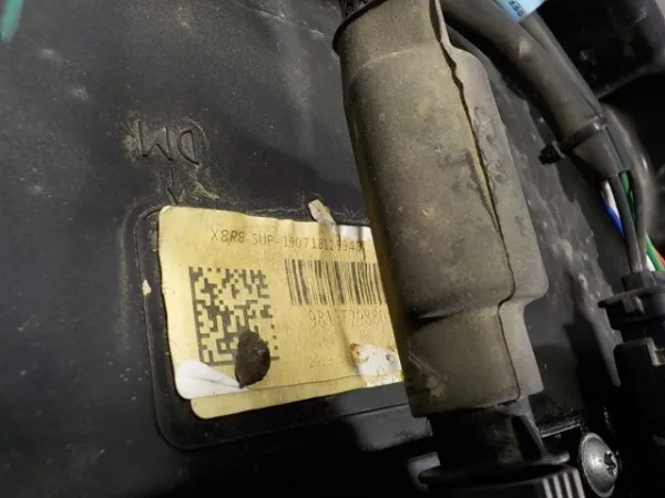 Tanque AD BLUE 9813729880 Peugeot/Citroen