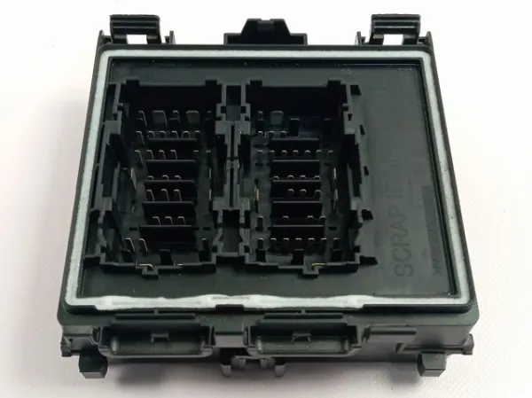 Unidade de dispositivos de segurança Ford Puma J2K, CF7