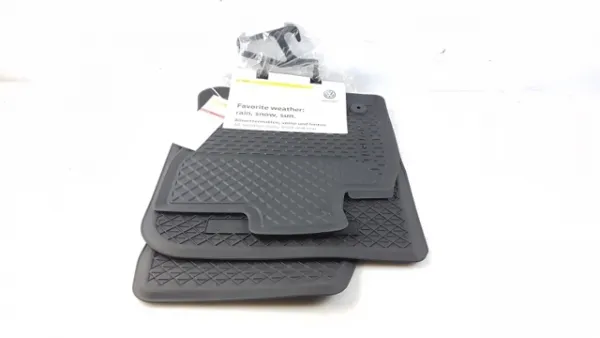 Tapetes dianteiros + traseiros, kit 5NL06150082V VAG