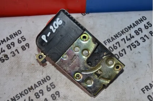 Fecho da porta dianteira esquerda Peugeot 206 
