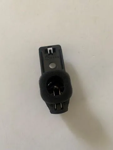 Sensor de temperatura de ar no salão Mazda CX-30 DM
