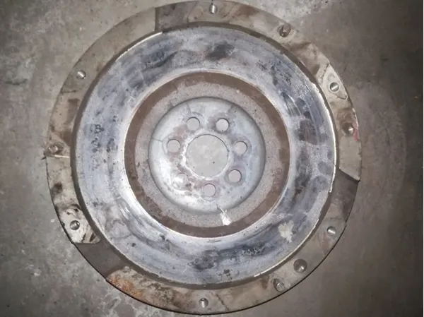 Volante de motor 1120A178 Mitsubishi