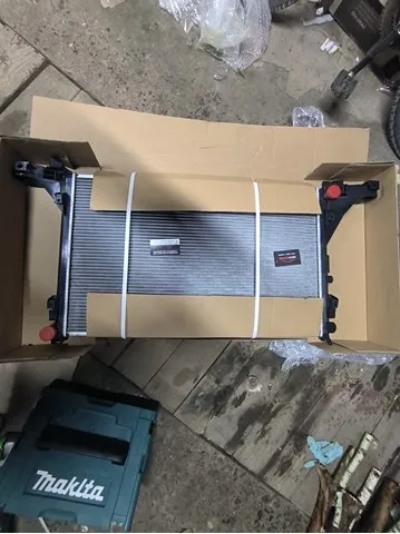 Radiador de esfriamento de motor 60N1082 Polcar