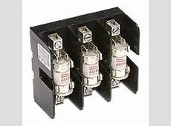 Moldura de pára-brisas KIA Rio 