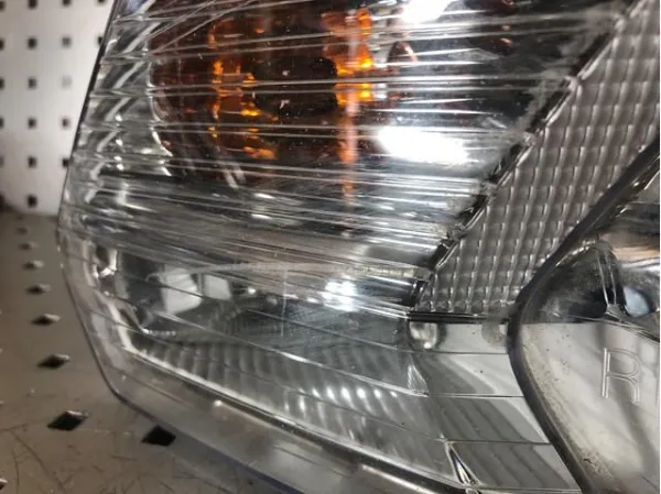  GV4413B220A Ford