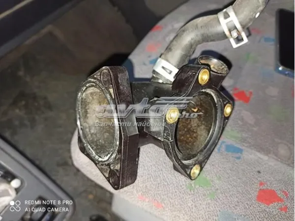 Caixa do termostato Toyota Avensis II