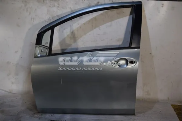 Porta dianteira esquerda Toyota Yaris SP90